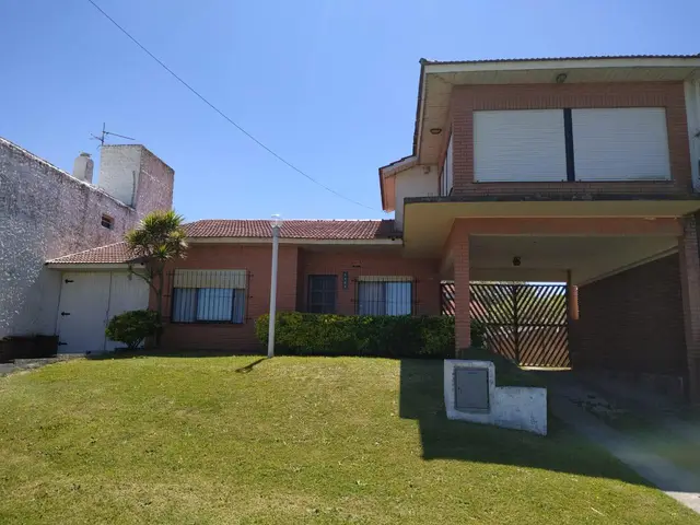 Casa de 3 ambientes en venta en FARO NORTE
