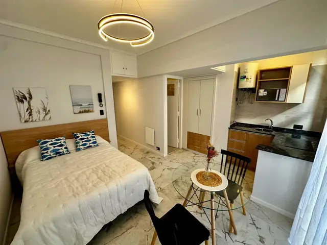 Departamento de 1 ambiente en venta en Área Centro