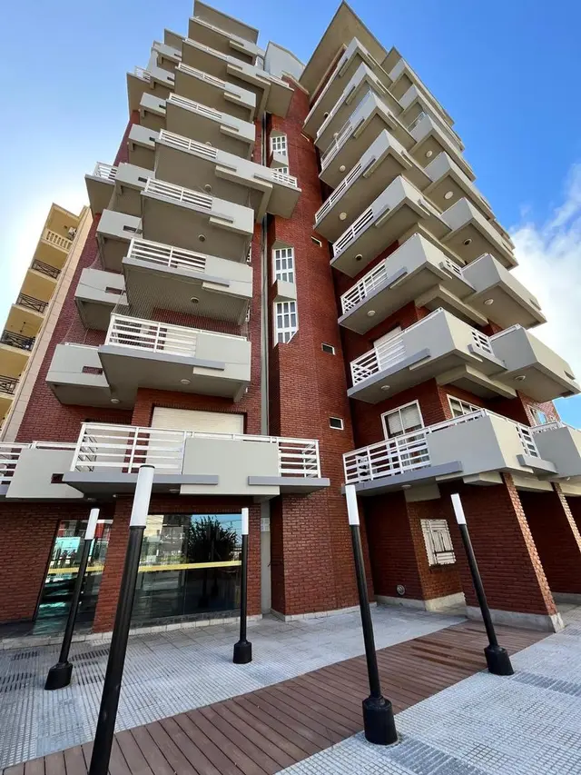 Departamento de 4 ambientes en venta en LEANDRO N. ALEM