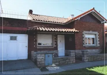 Casa de 3 ambientes en venta en LAS AVENIDAS