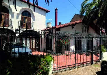 Casa de 4 ambientes en venta en PARQUE LURO