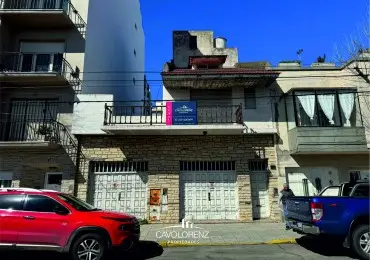 Casa de 4 ambientes en venta en LA PERLA