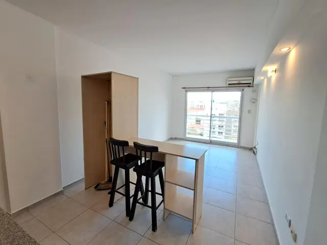 Departamento de 2 ambientes en alquiler en Güemes