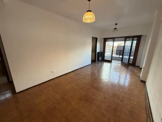 Departamento de 3 ambientes en venta en Centro