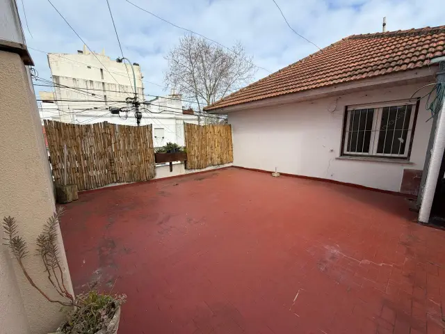 Casa de 4 ambientes en venta en NUEVA POMPEYA