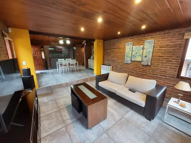 Casa de 3 ambientes en venta en BOSQUE PERALTA RAMOS