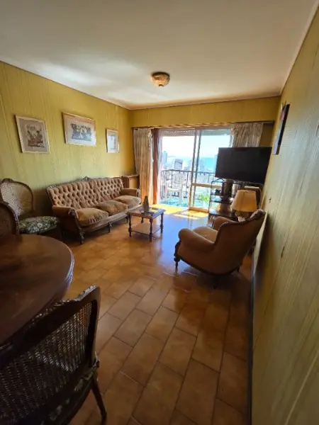 Departamento de 4 ambientes en venta en Centro
