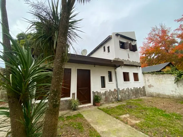 Casa de 4 ambientes en venta en LAS MARGARITAS