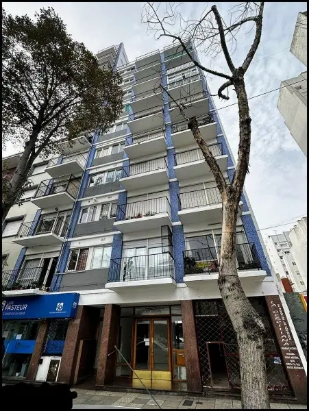 Departamento de 2 ambientes en venta en Centro