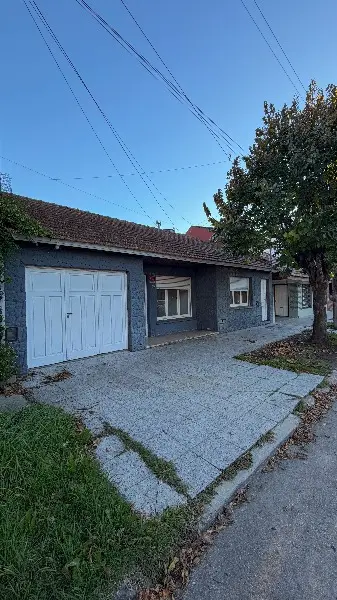 Casa de 3 ambientes en venta en FUNES Y SAN LORENZO
