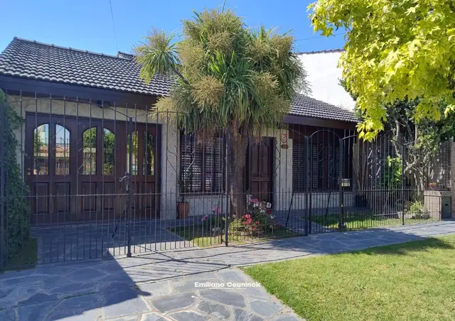 Casa de 3 ambientes en venta en MALVINAS ARGENTINAS
