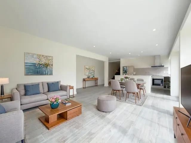 Casa de 5 ambientes en venta en LOS ACANTILADOS