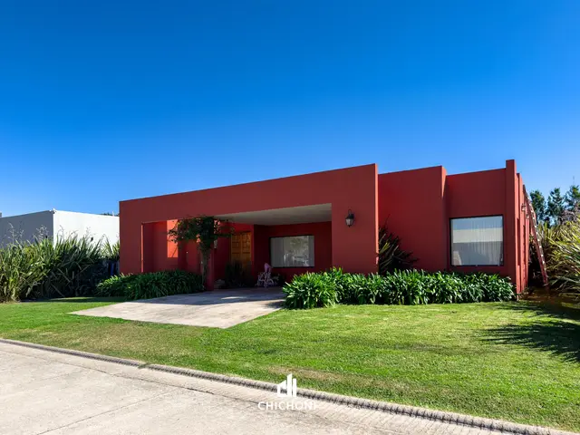 Casa de 4 ambientes en venta en DOS DE ABRIL