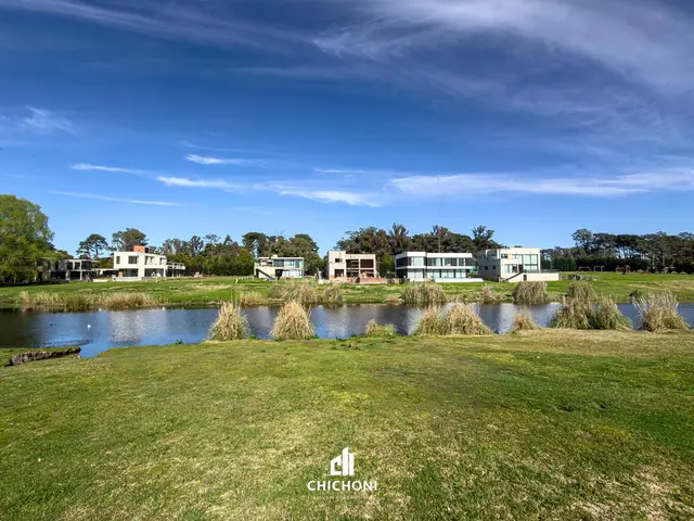Terreno en venta en BOSQUE PERALTA RAMOS