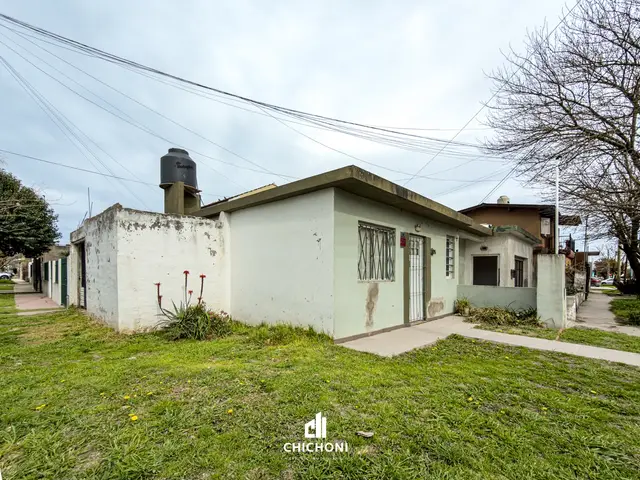Casa de 5 ambientes en venta en Villa Primera
