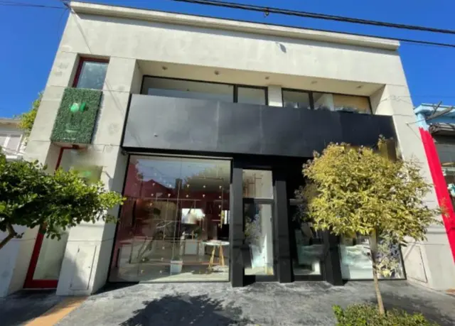 Local de 3 ambientes en venta en ESTACION TERMINAL (ALDREY)