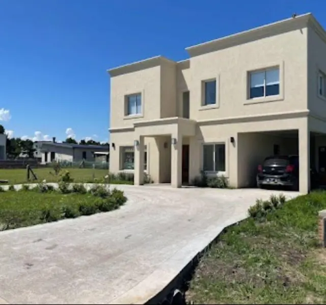 Casa de 5 ambientes en venta en BOSQUE PERALTA RAMOS
