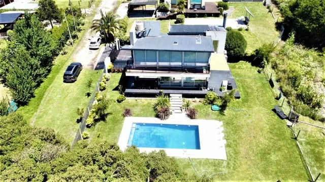 Casa de 4 ambientes en venta en SIERRA DE LOS PADRES