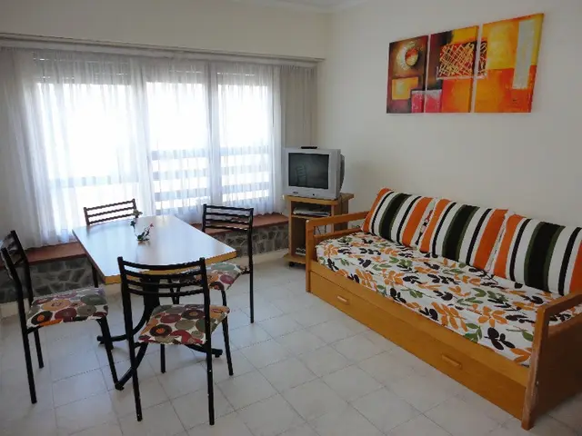 Departamento de 2 ambientes en venta en AREA CENTRO
