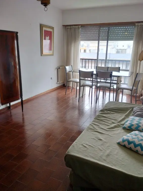 Departamento de 3 ambientes en venta en Centro