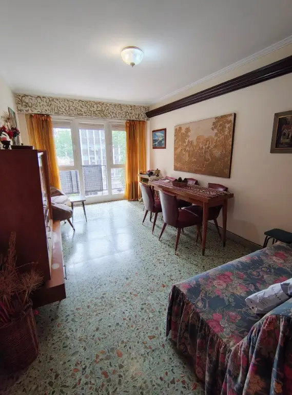 Departamento de 3 ambientes en venta en Centro