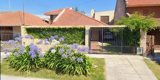 Casa de 4 ambientes en venta en ZACAGNINI JOSE MANUEL