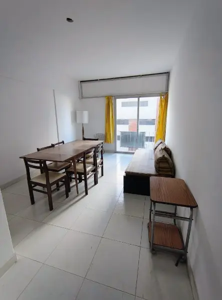 Departamento de 3 ambientes en venta en ESTACION TERMINAL (ALDREY)