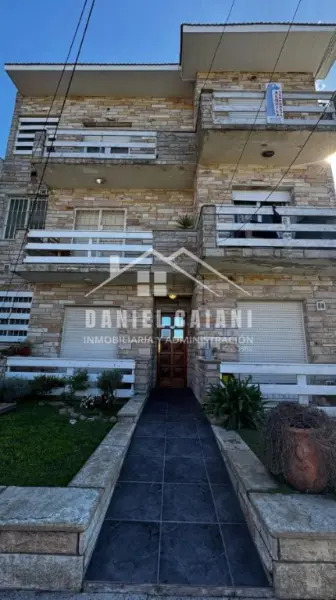 Departamento de 1 ambiente en venta en Punta Mogotes