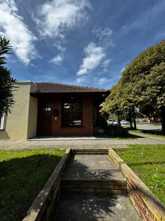 Casa de 3 ambientes en venta en LOS PINARES