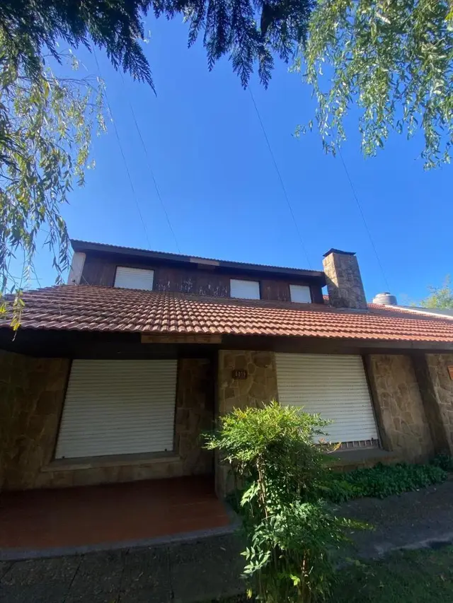 Casa de 5 ambientes en venta en ESTRADA JOSE MANUEL