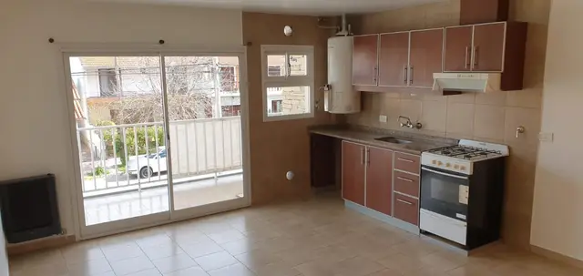 Departamento de 2 ambientes en alquiler en PARQUE LURO
