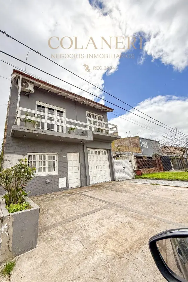 Casa de 4 ambientes en venta en CONSTITUCION