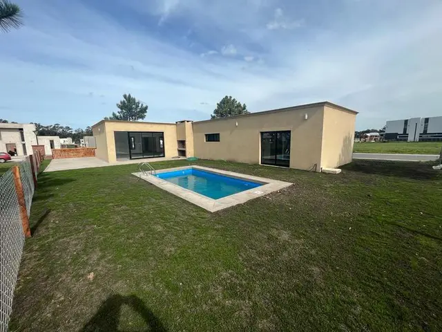 Casa de 4 ambientes en venta en Centro