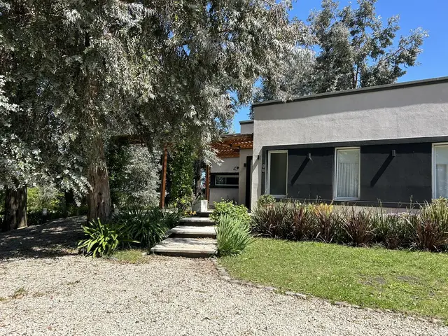 Casa de 3 ambientes en venta en Playa Chapadmalal