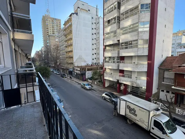 Departamento de 3 ambientes en venta en Centro