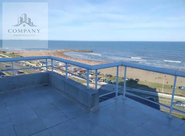 Departamento de 3 ambientes en venta en Camet