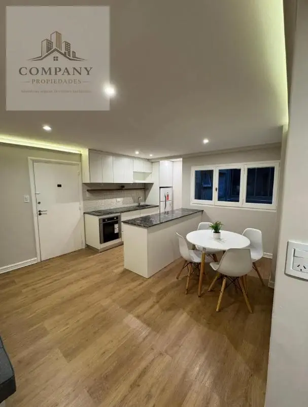Departamento de 2 ambientes en venta en Centro