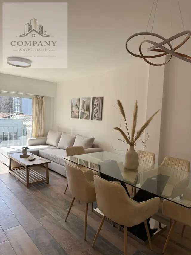 Departamento de 4 ambientes en venta en Centro