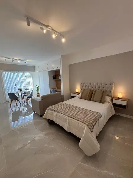 Departamento de 1 ambiente en venta en Área Centro