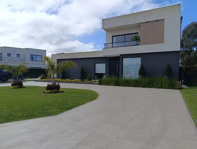 Casa de 4 ambientes en venta en Mar del Plata