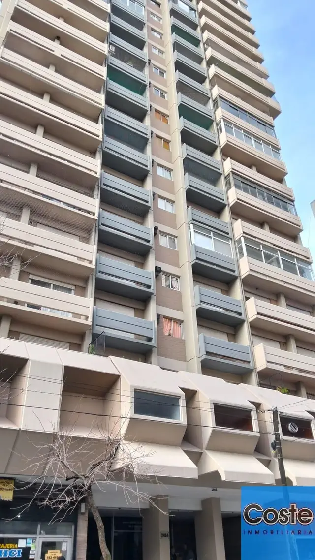 Departamento de 3 ambientes en venta en ESTACION TERMINAL (ALDREY)