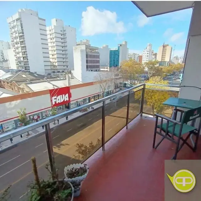 Departamento de 4 ambientes en venta en Centro