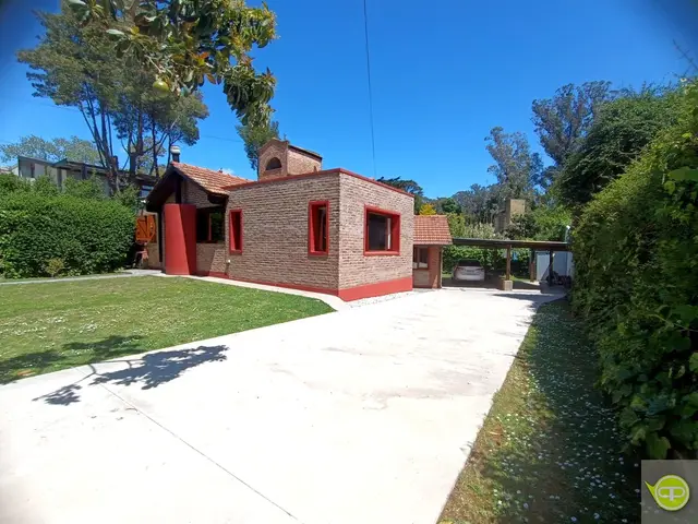 Casa en venta en BOSQUE PERALTA RAMOS