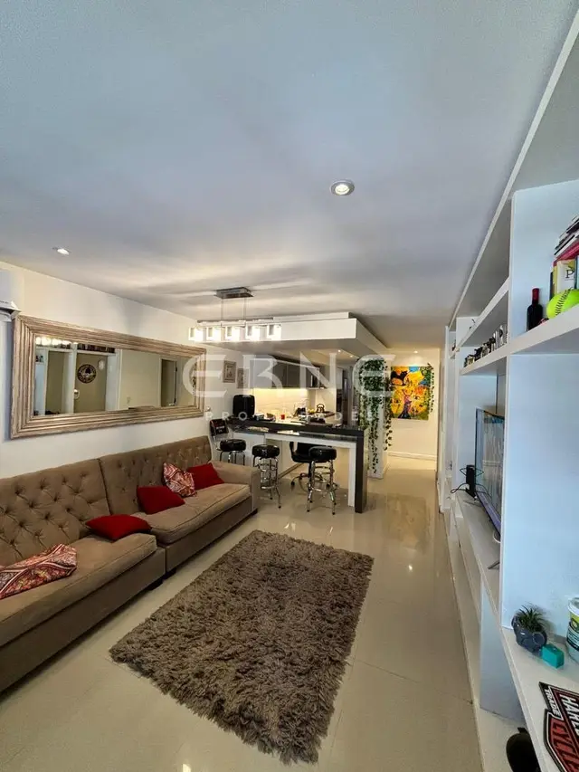 Departamento de 4 ambientes en venta en LOS TRONCOS