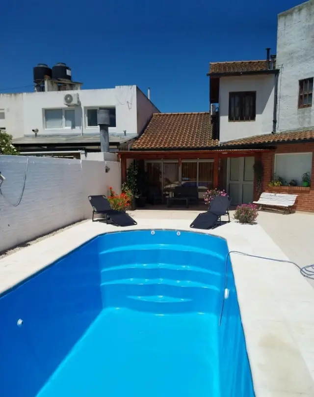 Casa de 4 ambientes en venta en LOS PINARES