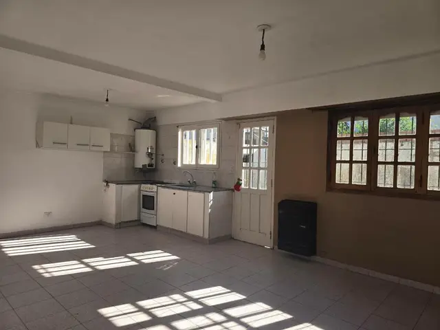 Casa de 4 ambientes en venta en ESTRADA JOSE MANUEL