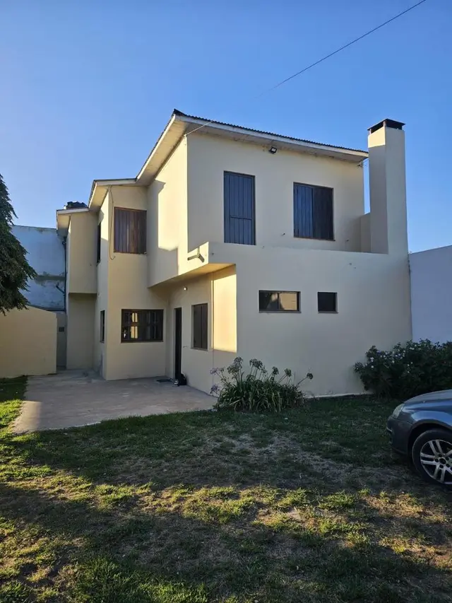 Casa de 4 ambientes en venta en ESTRADA JOSE MANUEL