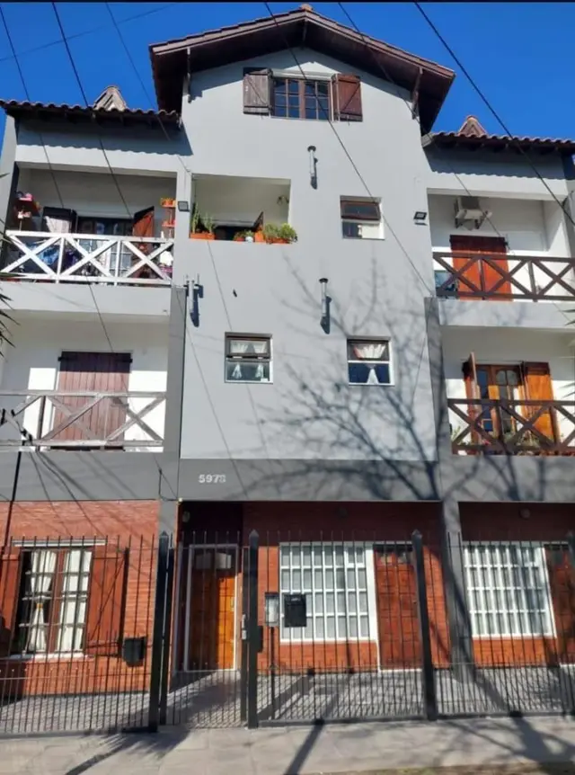 Casa de 2 ambientes en venta en VILLA PRIMERA