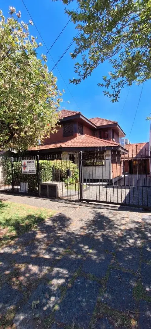 Casa de 4 ambientes en venta en VILLA PRIMERA
