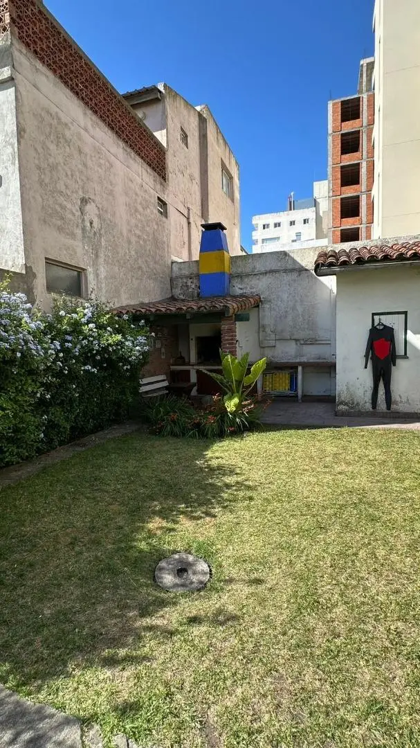 Casa de 5 ambientes en alquiler temporario en PARQUE LURO
